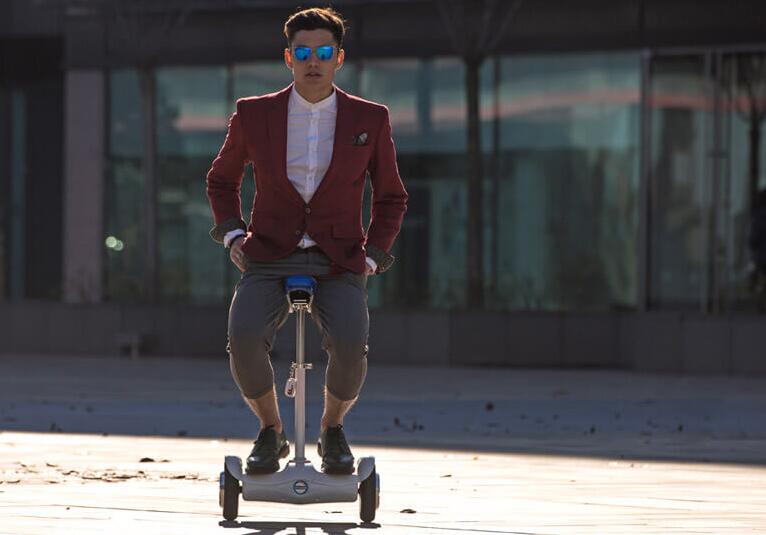 Car ces marques sont appelées luxe, c'est au-delà de l'abordabilité de la population générale. 